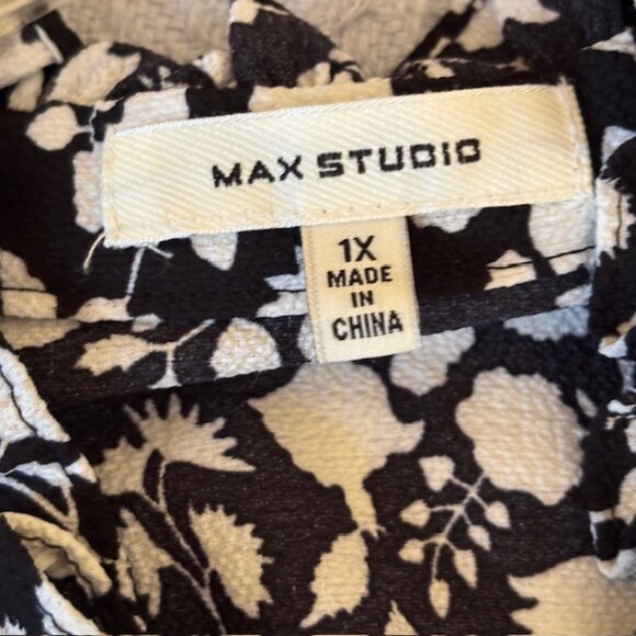 Max Studio Black/White Floral Print Ruffled Collar Tiered Maxi Dress Size 1X - Picture 10 of 12